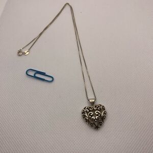 ‎Sterling Silver Open Work Heart Necklace